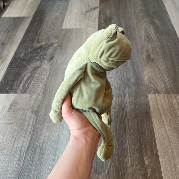 Jellycat Fergus Frog Medium - Picture 8 of 8